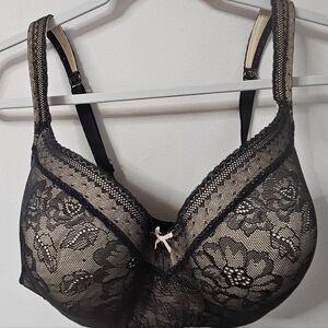 Cacique Black and Cream Lace Bra